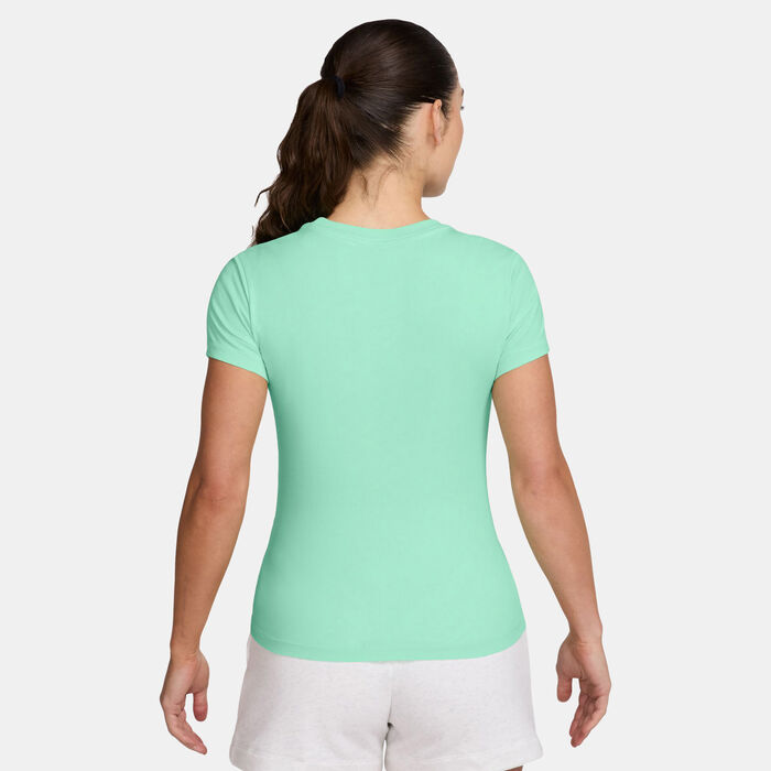 Nike Women's Sportswear Chill Knit T-Shirt Green Nike Women's Sportswear Chill Knit T-Shirt Green image number 1