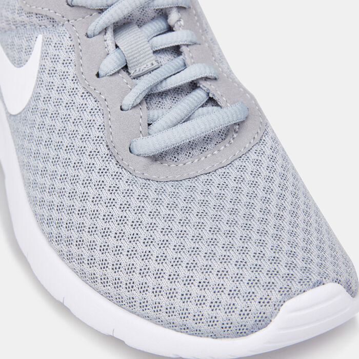 Nike Kids’ Tanjun Running Shoe (Older Kids) Grey Nike Kids’ Tanjun Running Shoe (Older Kids) Grey image number 4