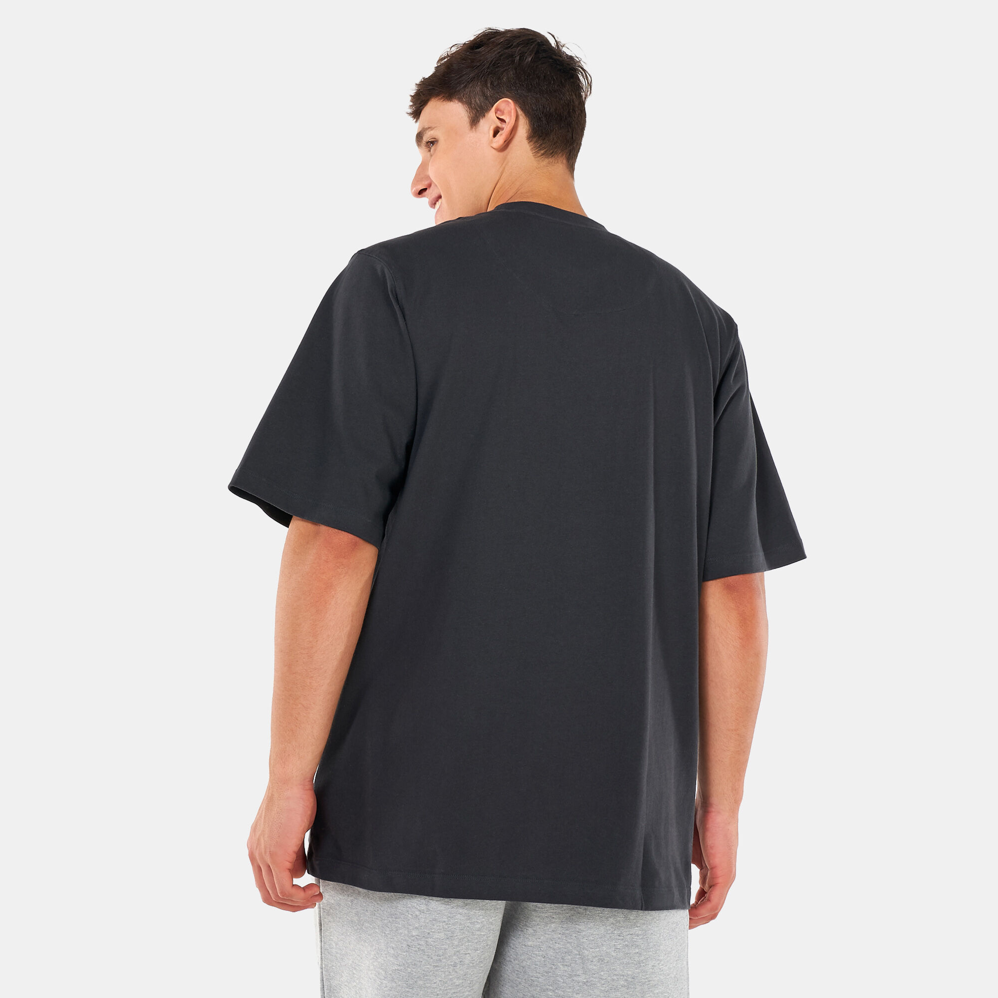 Adidas oversized t shirt mens hot sale