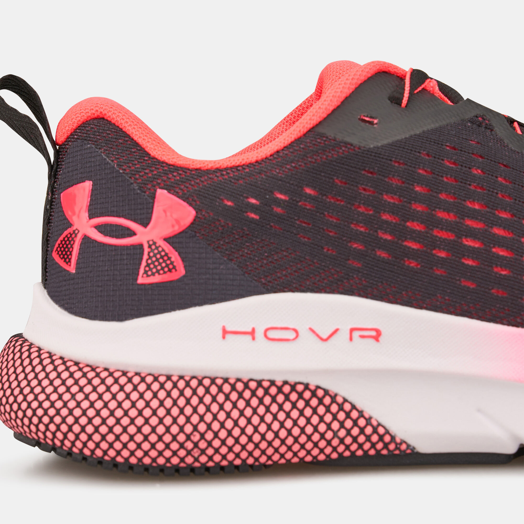 Women s UA HOVR Turbulence Running Shoe