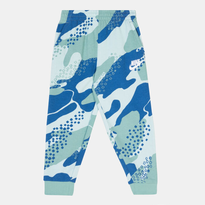 Nike Kids' Seasonal Camo Graphic Joggers (Younger Kids) Green Nike Kids' Seasonal Camo Graphic Joggers (Younger Kids) Green image number 0
