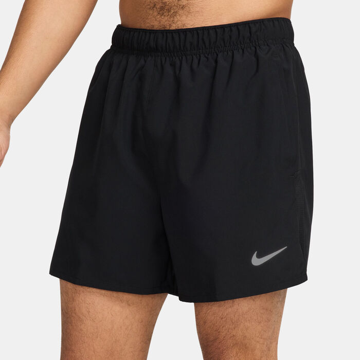 Nike Men's Challenger Dri-FIT 2-in-1 Versatile Shorts Black Nike Men's Challenger Dri-FIT 2-in-1 Versatile Shorts Black image number 7