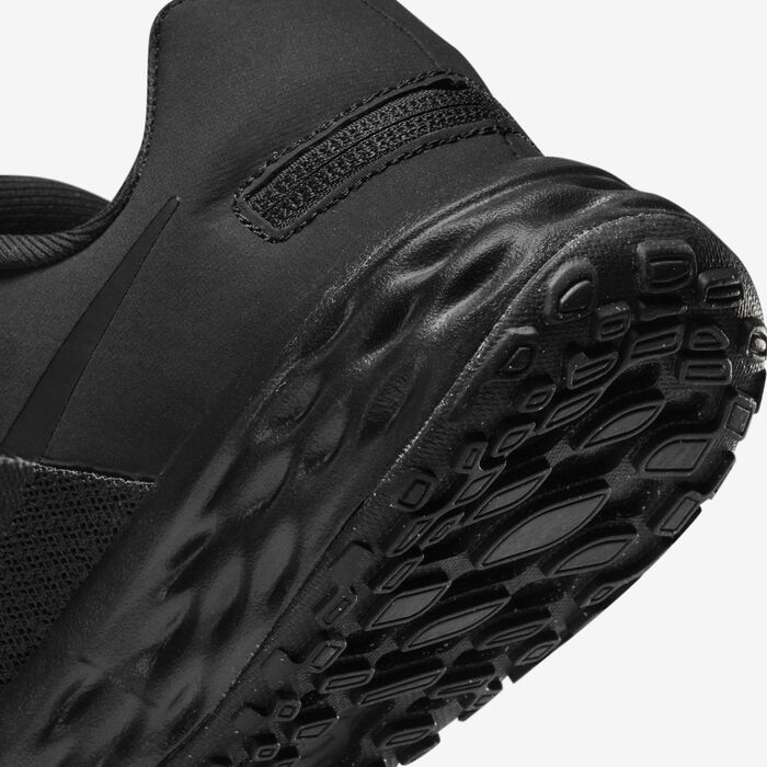 Nike Kids' Revolution 6 FlyEase Shoe Black image number 7