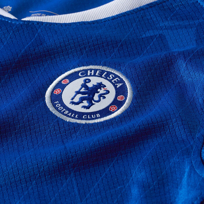 Nike Kids' Chelsea 25/26 Home Replica 3-Piece Football Kit Blue Nike Kids' Chelsea 25/26 Home Replica 3-Piece Football Kit Blue image number 5