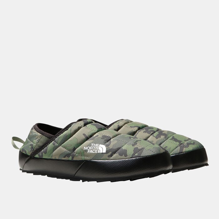 The North Face Men's Thermoball Traction V Mule Slip-On Shoes Green The North Face Men's Thermoball Traction V Mule Slip-On Shoes Green image number 3
