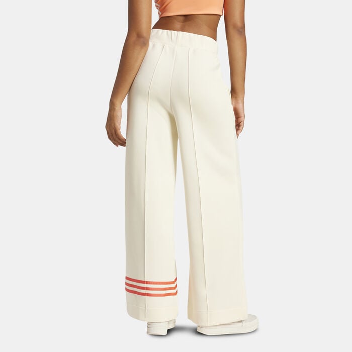 adidas Originals Women's Adicolor Neuclassics Track Pants White adidas Originals Women's Adicolor Neuclassics Track Pants White image number 1
