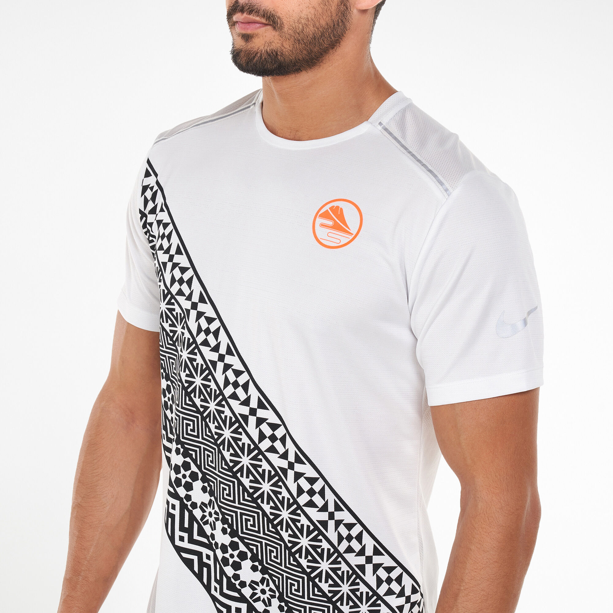 Men s Dri FIT Miler Ekiden T Shirt
