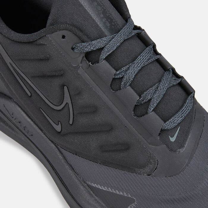 Nike Men's Air Winflo 9 Shield Shoe Black image number 4