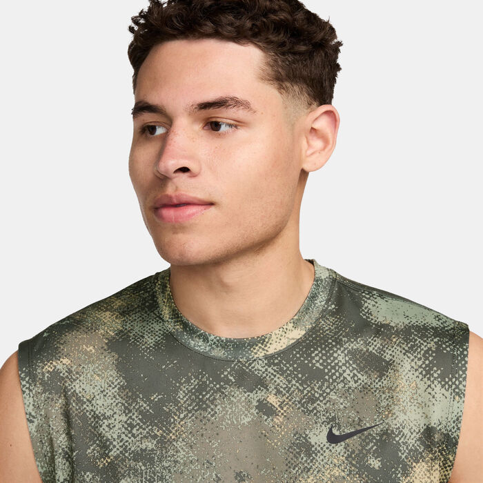 Nike Men's Dri-FIT Sleeveless Training T-Shirt Green Nike Men's Dri-FIT Sleeveless Training T-Shirt Green image number 2
