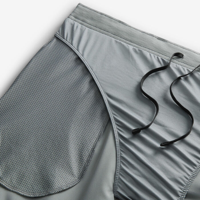 Nike Men's Challenger Dri-FIT Running Shorts Grey Nike Men's Challenger Dri-FIT Running Shorts Grey image number 3