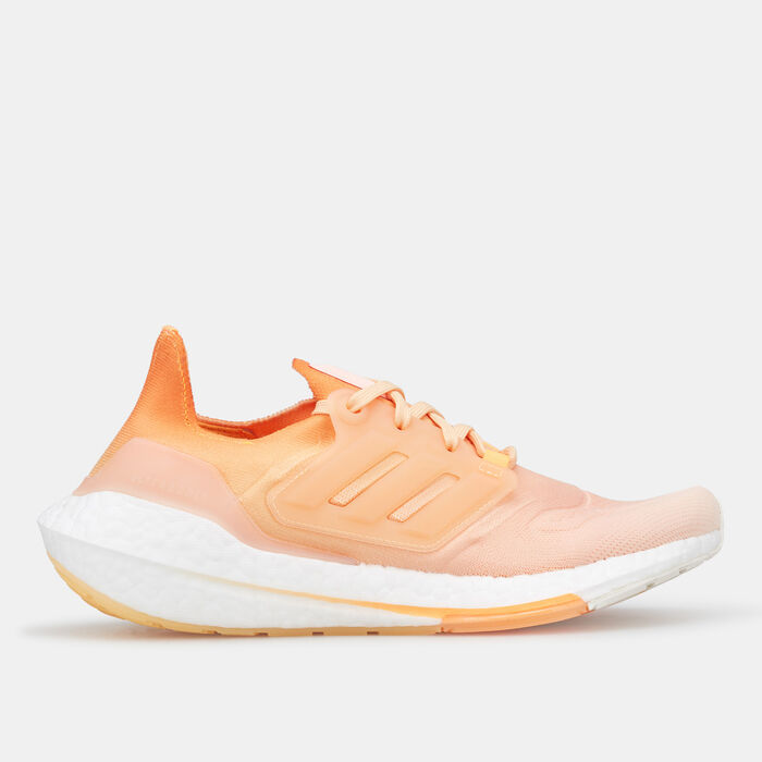 adidas Women's Ultraboost 22 Shoe Pink image number 0