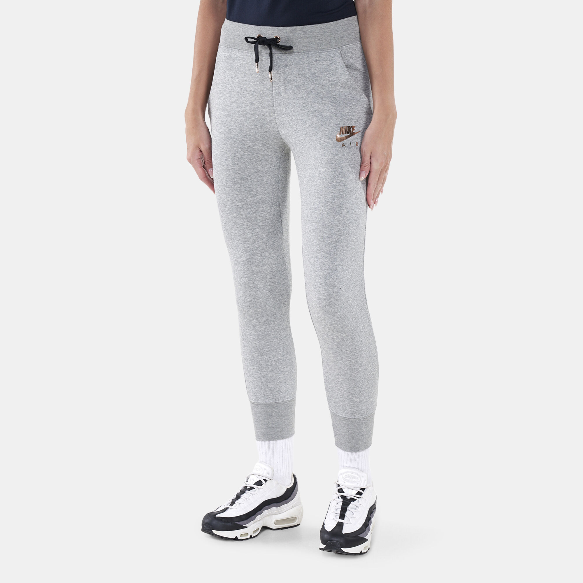 Nike Women s Air Sportswear Metallic Sweatpants in KSA SSS
