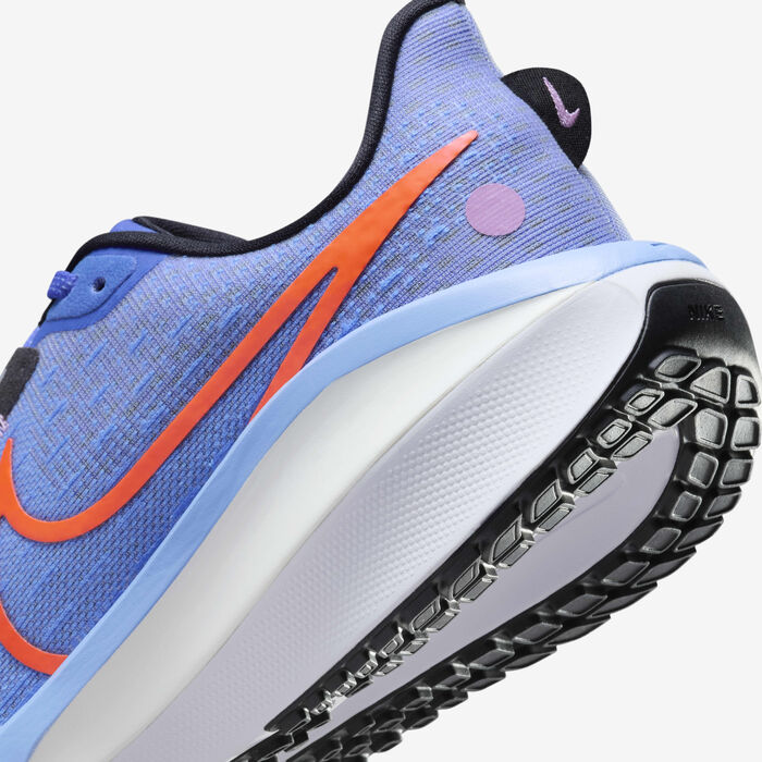 Nike Women's Vomero 17 Road Running Shoes Blue Nike Women's Vomero 17 Road Running Shoes Blue image number 7