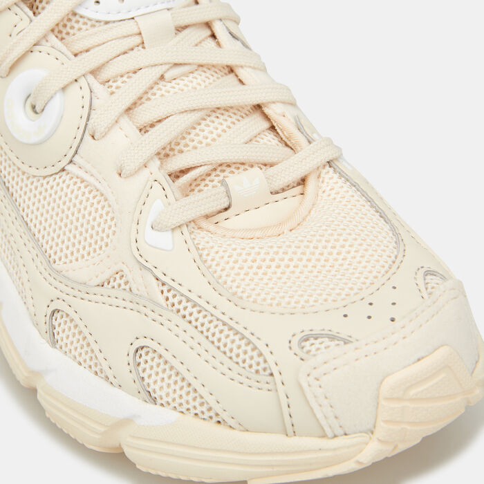 adidas Originals Women's Astir Shoe Beige adidas Originals Women's Astir Shoe Beige image number 4