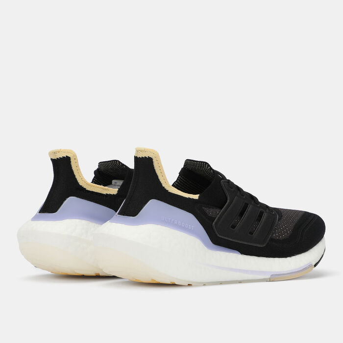 adidas Women's Ultraboost 21 Shoe Black adidas Women's Ultraboost 21 Shoe Black image number 2