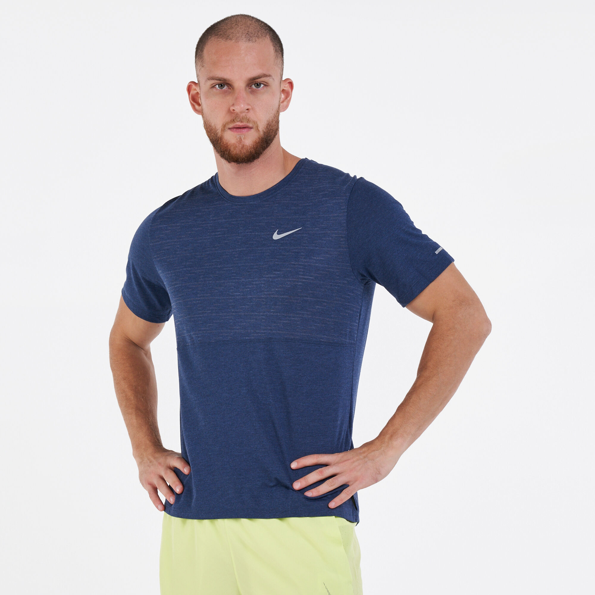 Men s Dri FIT Run Division Miler Running T Shirt