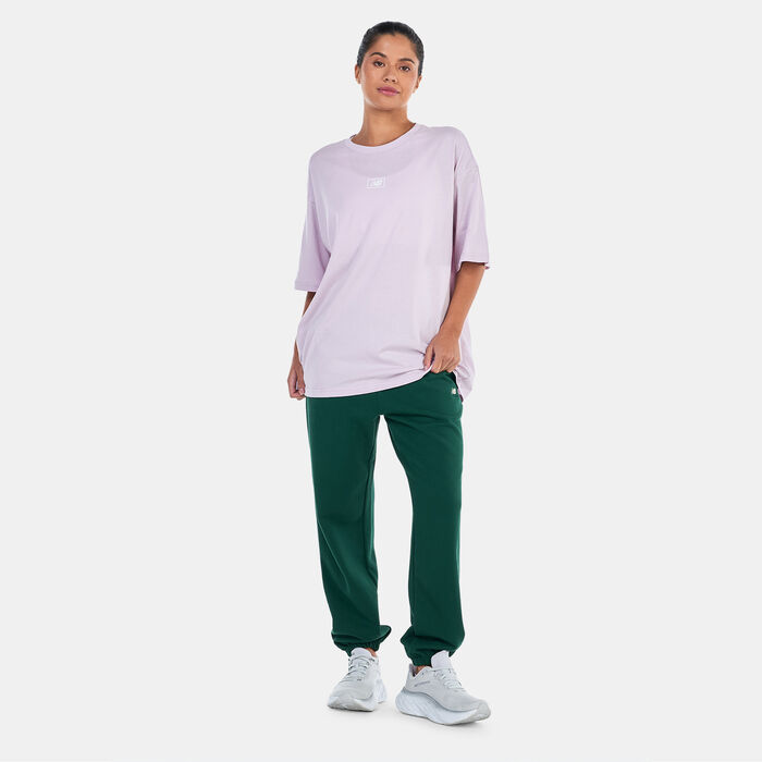 New Balance Women's NB Essentials Graphic Oversized T-Shirt Pink New Balance Women's NB Essentials Graphic Oversized T-Shirt Pink image number 2