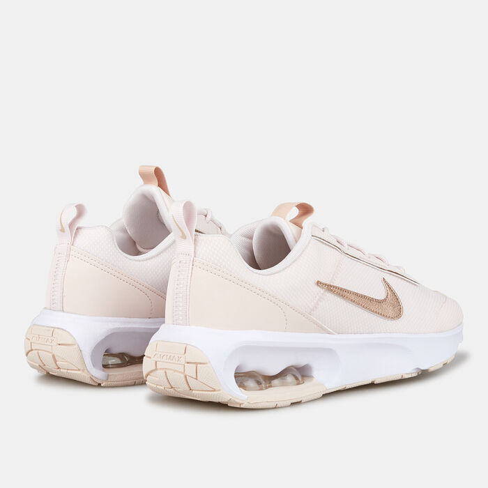 Nike Women's Air Max INTRLK Lite Shoe Beige Nike Women's Air Max INTRLK Lite Shoe Beige image number 2