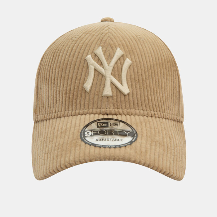New Era Men's New York Yankees Corduroy 9FORTY Cap Beige image number 0