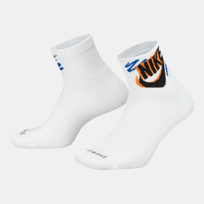Nike Kids' Pool and Beach Slip-on Shoes White Nike Kids' Pool and Beach Slip-on Shoes White image number 0