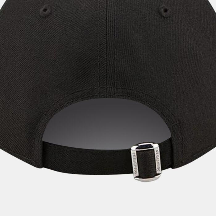 New Era Men's MLB New York Yankees Pop Outline 9FORTY Cap Black New Era Men's MLB New York Yankees Pop Outline 9FORTY Cap Black image number 1