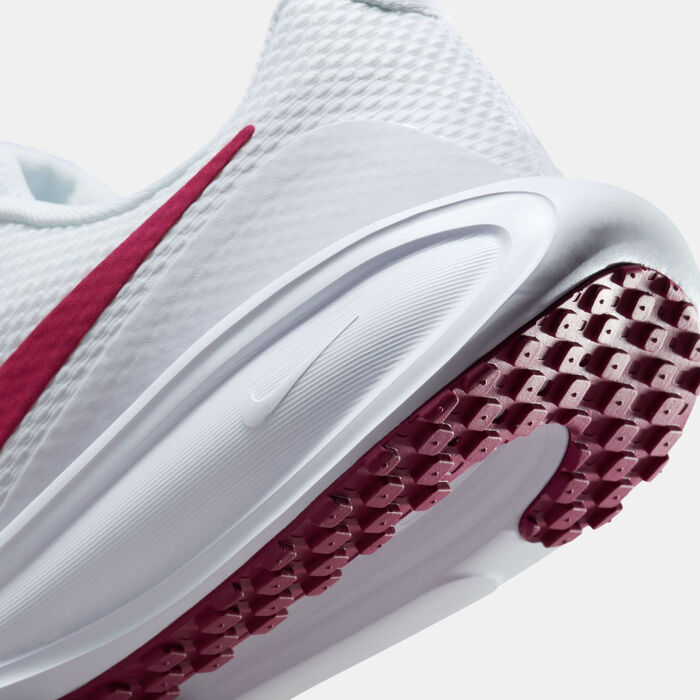 Nike Women's Revolution 8 Road Running Shoes White Nike Women's Revolution 8 Road Running Shoes White image number 5