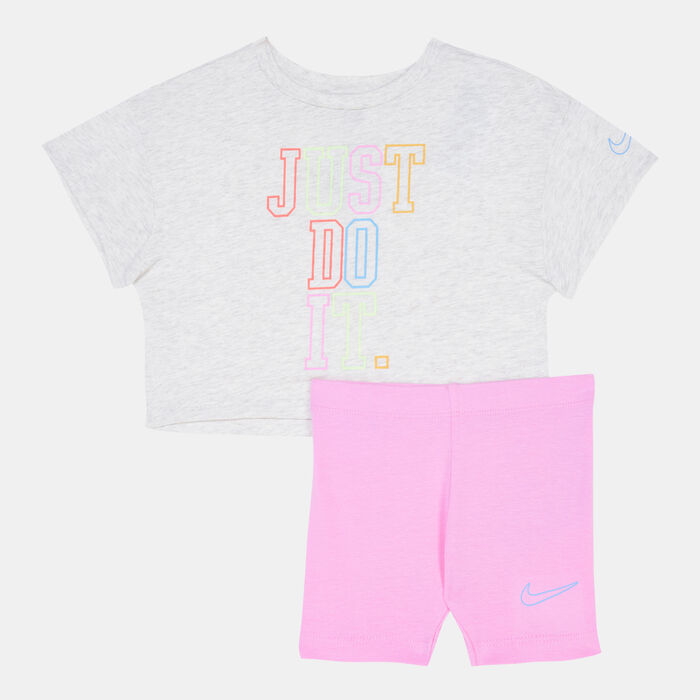 Nike Kids' Retro Rewind T-Shirt Bike Shorts Set Pink Nike Kids' Retro Rewind T-Shirt Bike Shorts Set Pink image number 0