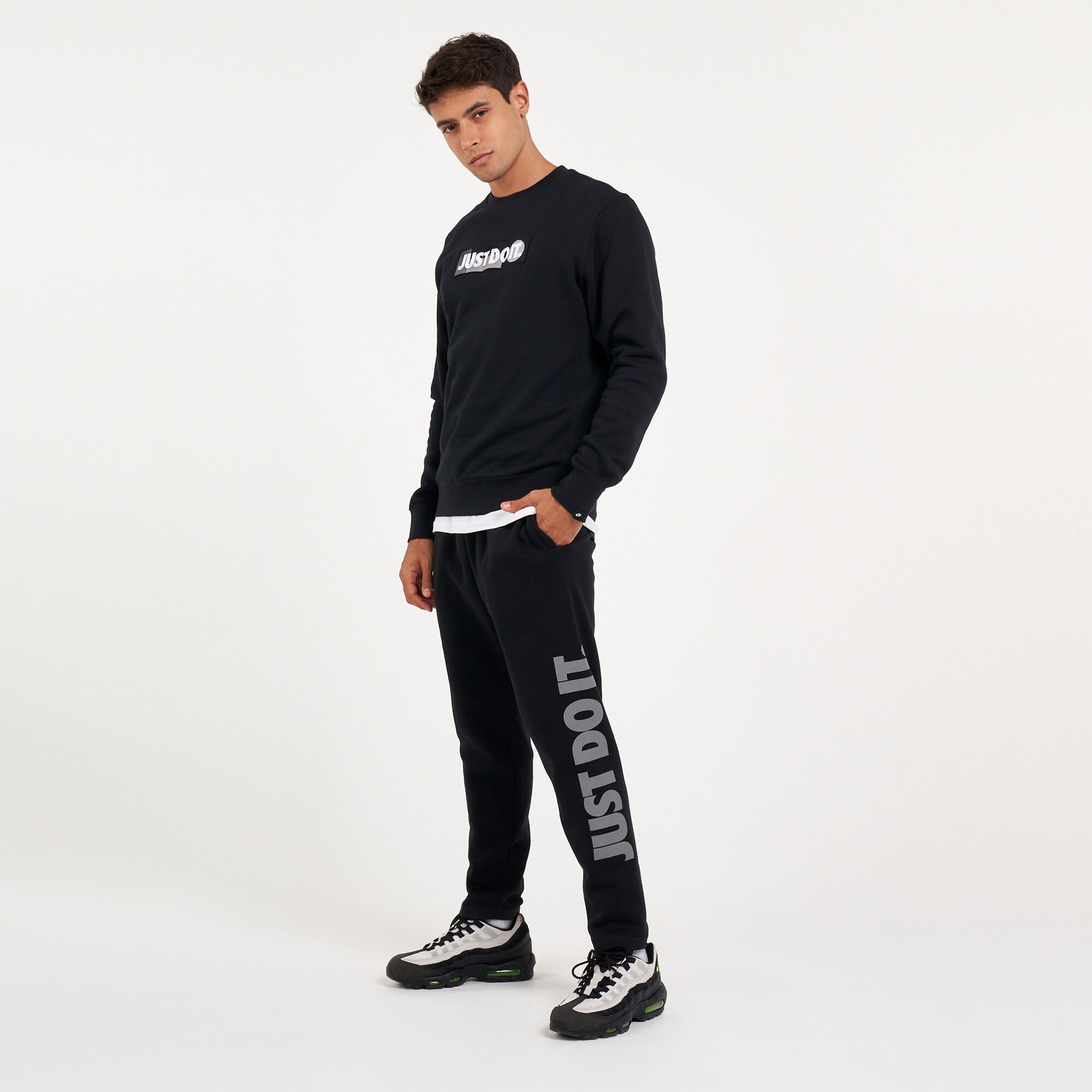 Just do it jogging suit 2025