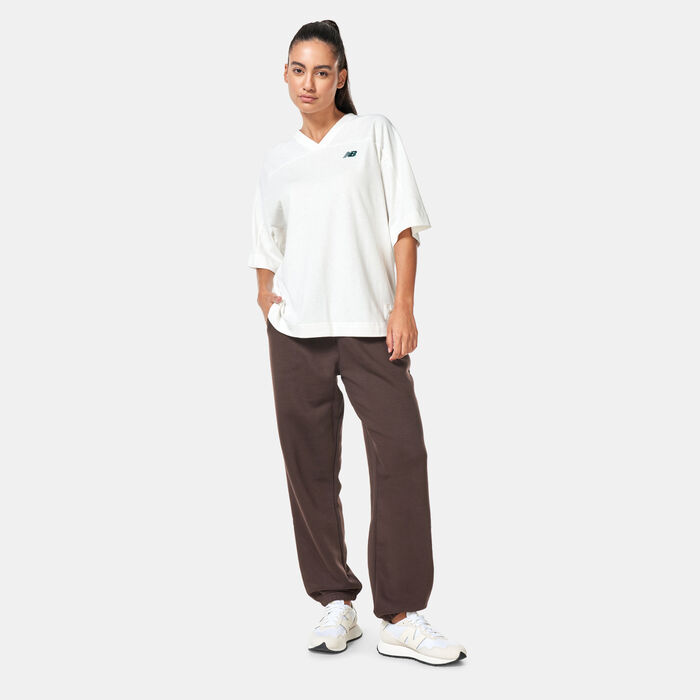 New Balance Women's Sportswear's Greatest Hits T-Shirt Beige New Balance Women's Sportswear's Greatest Hits T-Shirt Beige image number 4