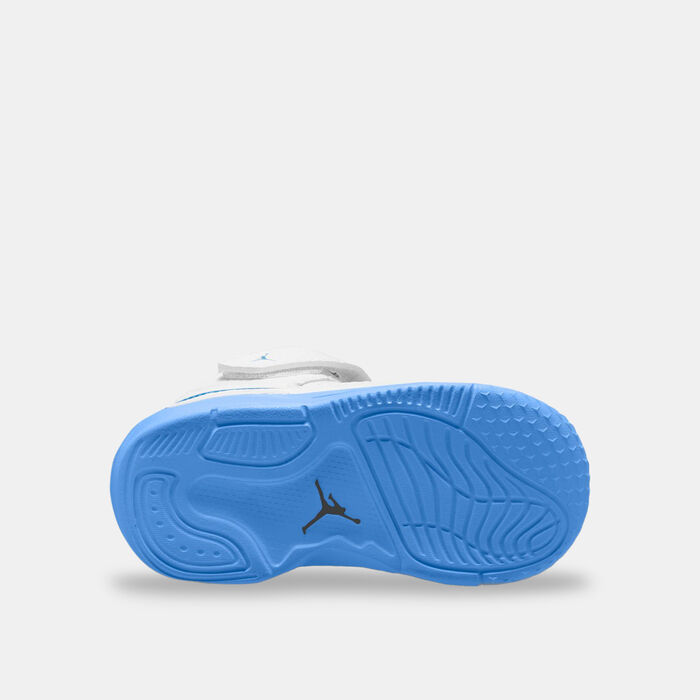 Jordan Kids' Max Aura 5 Shoes White Jordan Kids' Max Aura 5 Shoes White image number 1