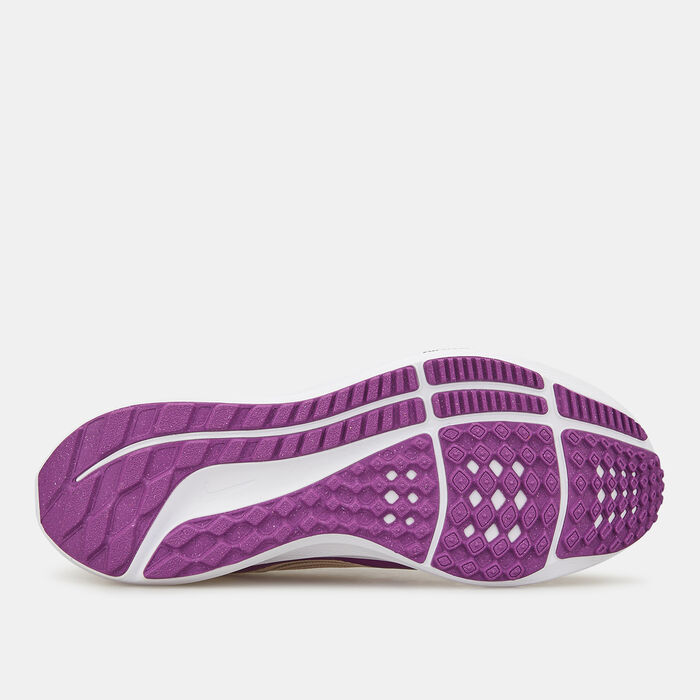 Nike Women's Pegasus 40 Road Running Shoe Pink image number 4