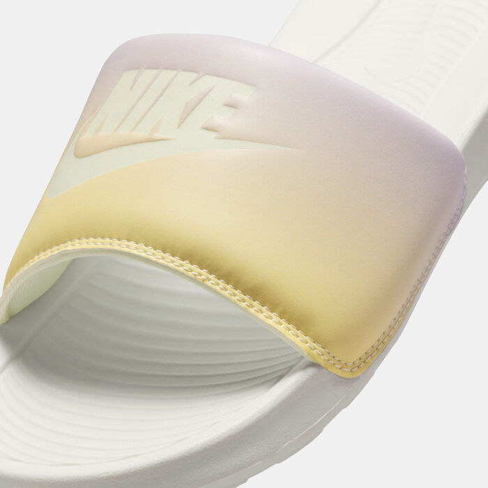 Nike Women's Victori One Printed Slide yellow Nike Women's Victori One Printed Slide yellow image number 4