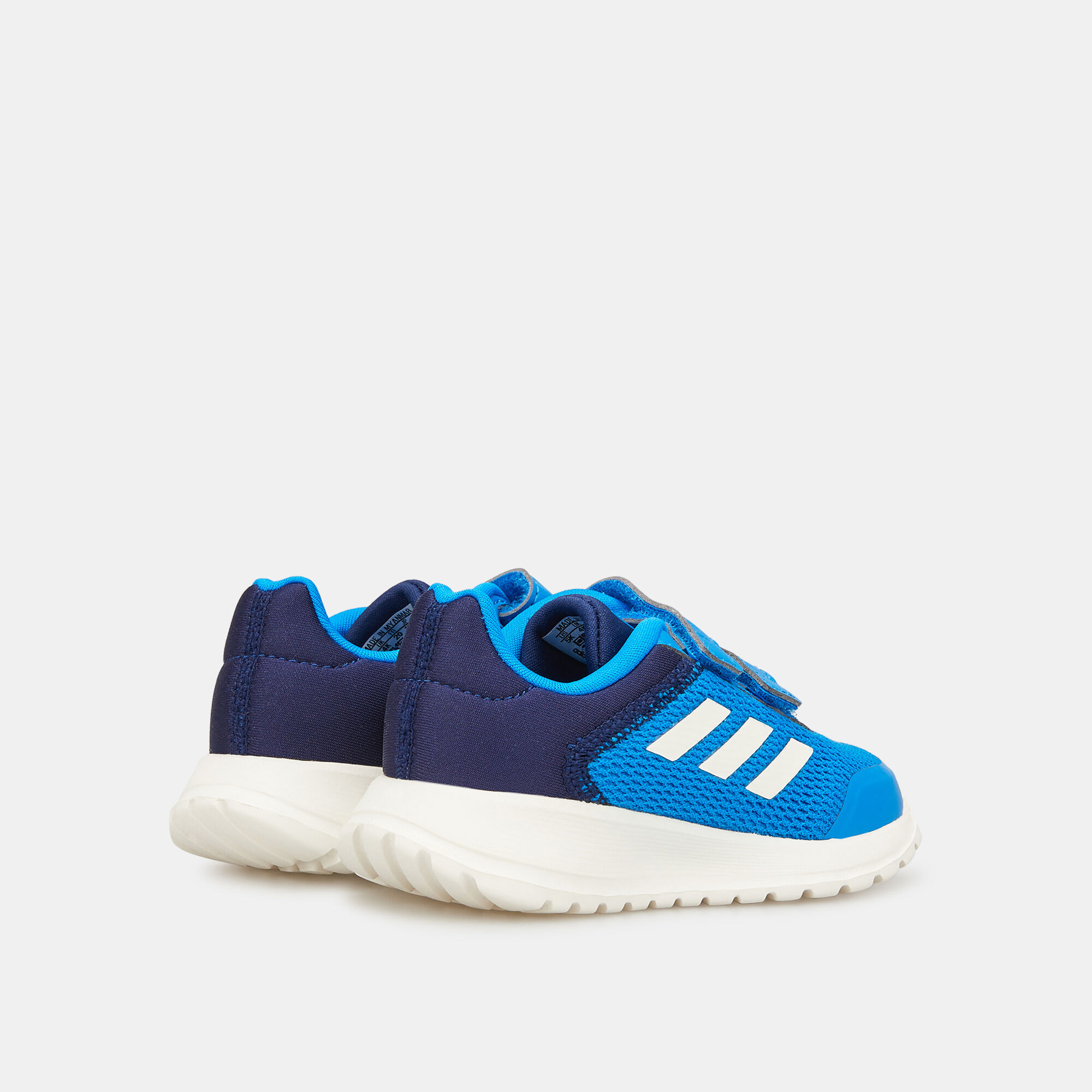 Baby blue best sale adidas running shoes