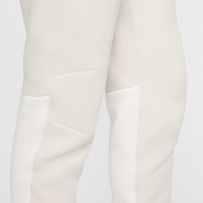 Nike Men's Sportswear Tech Fleece Joggers Ivory image number 5