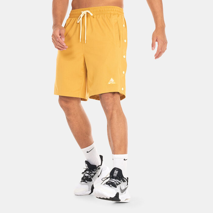 Nike Men's Kyrie Irving 8-Inch Shorts yellow Nike Men's Kyrie Irving 8-Inch Shorts yellow image number 0