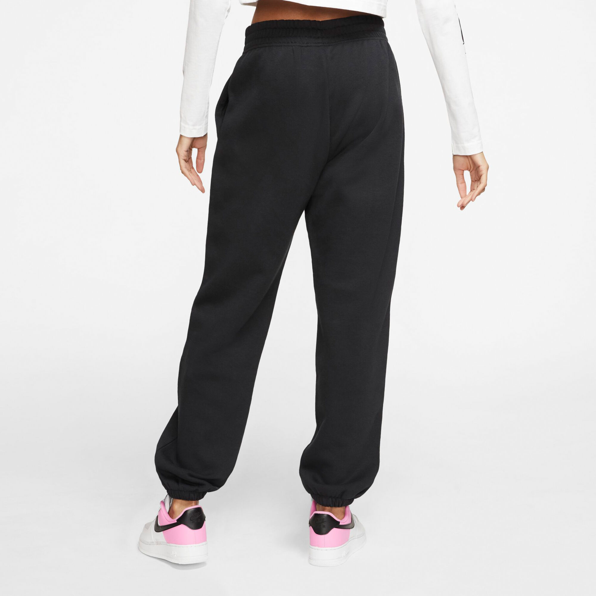 Women s Sportswear Essential Fleece Sweatpants Black Nike in KSA SSS