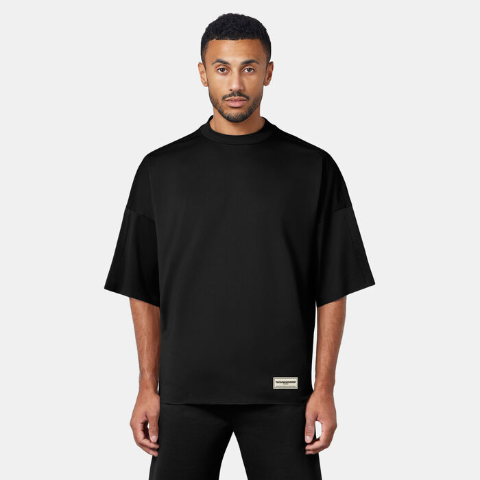 The Giving Movement Men's Exaggerated Sleeve Reflective T-Shirt Black The Giving Movement Men's Exaggerated Sleeve Reflective T-Shirt Black image number 0