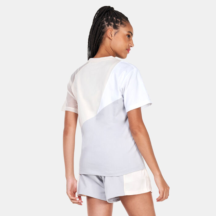 adidas Originals Women's Adicolor Split Trefoil T-Shirt Beige adidas Originals Women's Adicolor Split Trefoil T-Shirt Beige image number 1