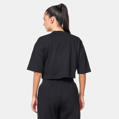 The Giving Movement Women's Logo Crop Top Black