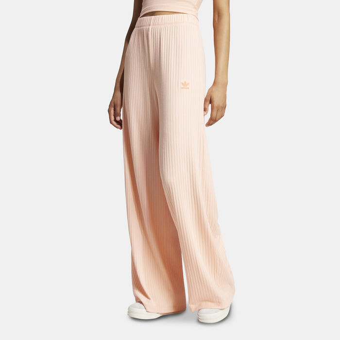 adidas Originals Women's Essentials Wide Leg Pants Pink adidas Originals Women's Essentials Wide Leg Pants Pink image number 0
