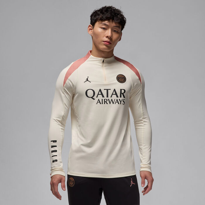 Jordan Men's Paris Saint-Germain Strike Third Dri-FIT Football Drill Top Black Jordan Men's Paris Saint-Germain Strike Third Dri-FIT Football Drill Top Black image number 0