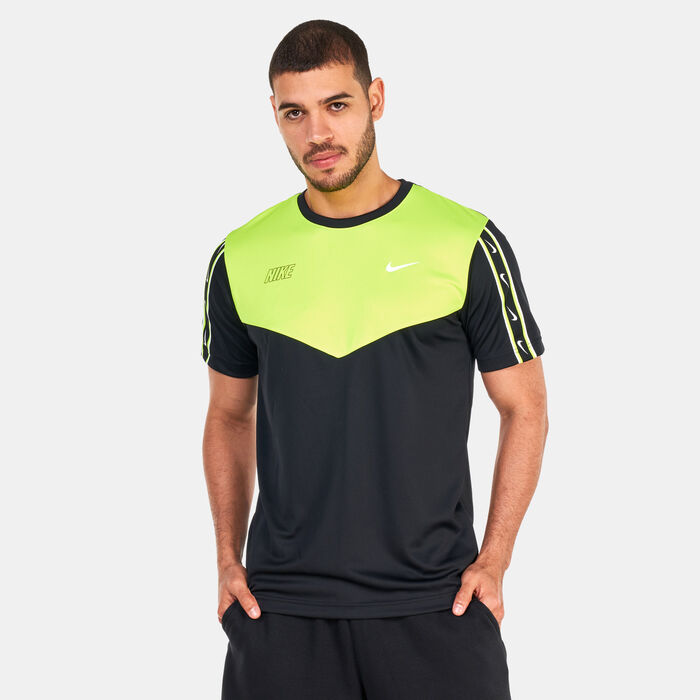 Nike Men's Sportswear Repeat T-Shirt Black image number 0