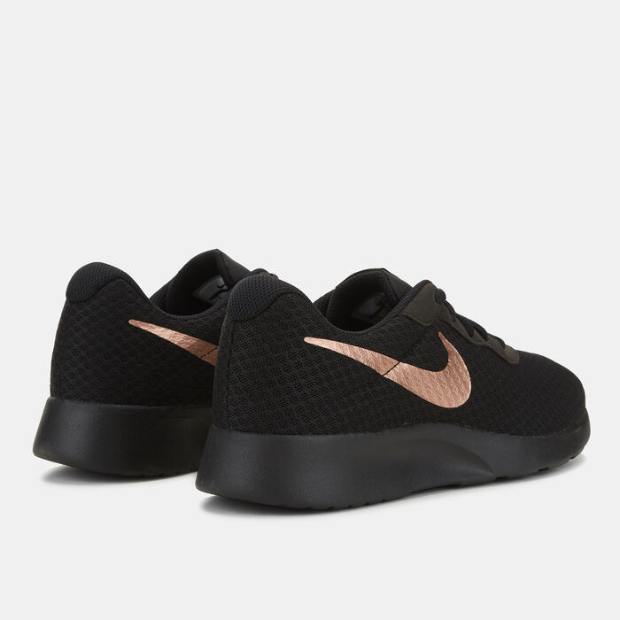 Nike Tanjun Shoe Black Nike Tanjun Shoe Black image number 2