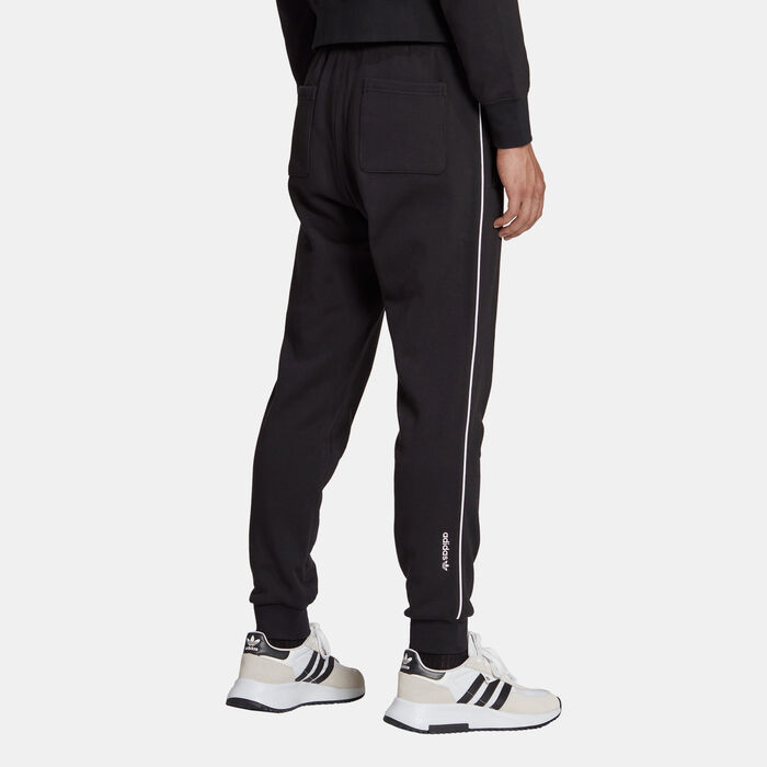 adidas Originals Men's Adicolour Archive Track Pants Black adidas Originals Men's Adicolour Archive Track Pants Black image number 1