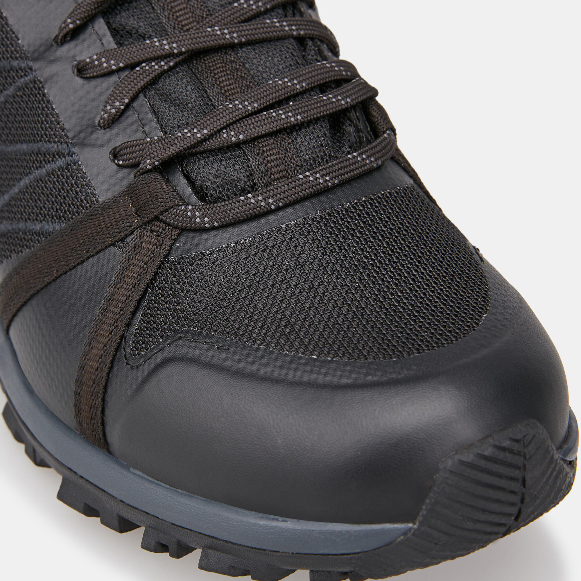The North Face Men s Litewave Fastpack II Waterproof Shoe in KSA SSS