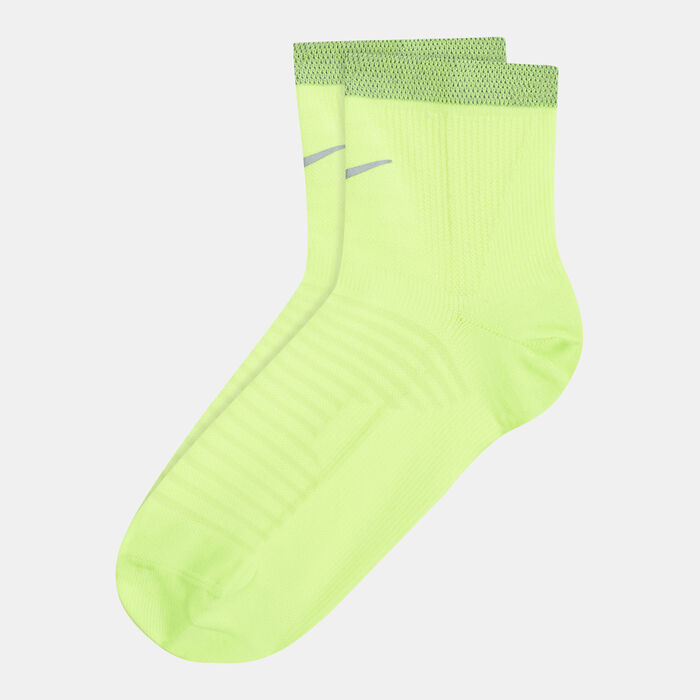 Nike Men's Spark Lightweight Ankle Socks Green Nike Men's Spark Lightweight Ankle Socks Green image number 0