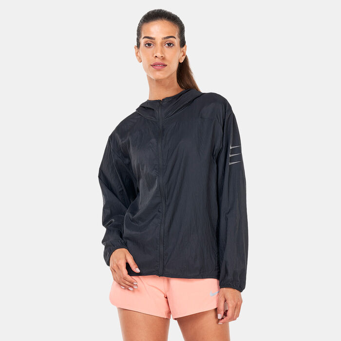 Nike Women's Run Division Hoodie Black Nike Women's Run Division Hoodie Black image number 0