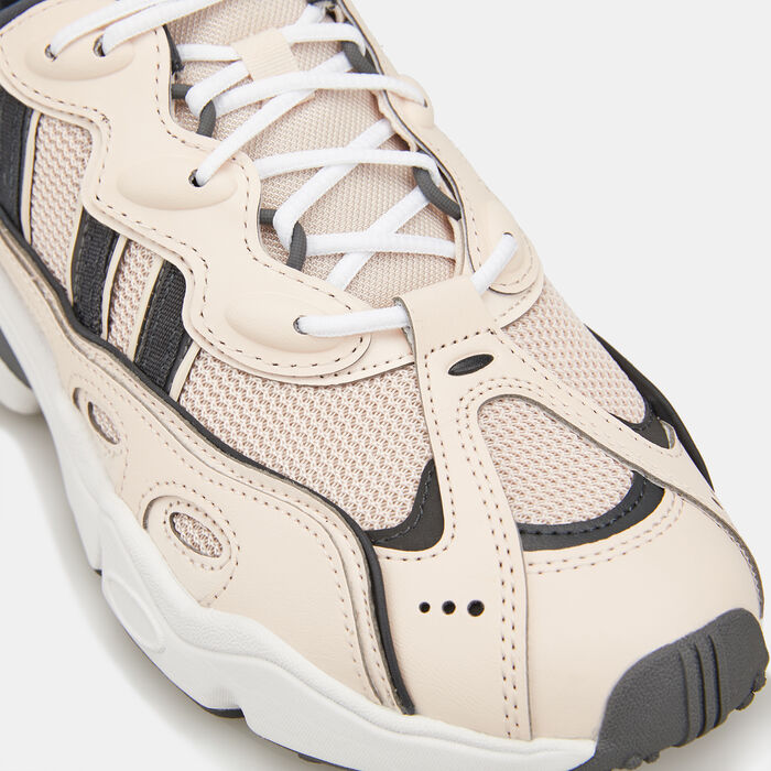 adidas Originals Women's OZWEEGO OG Shoes Beige image number 5