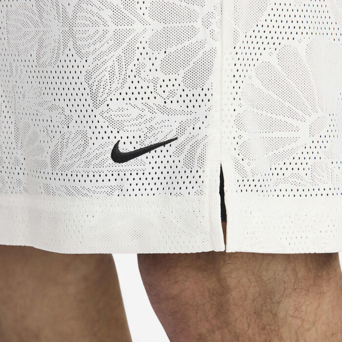 Nike Men's Standard Issue Dri-FIT Reversible Basketball Shorts White Nike Men's Standard Issue Dri-FIT Reversible Basketball Shorts White image number 4