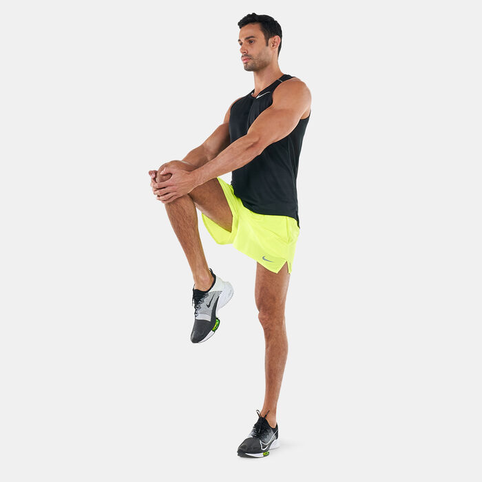 Nike Men's Flex Stride 5-Inch Shorts yellow Nike Men's Flex Stride 5-Inch Shorts yellow image number 2
